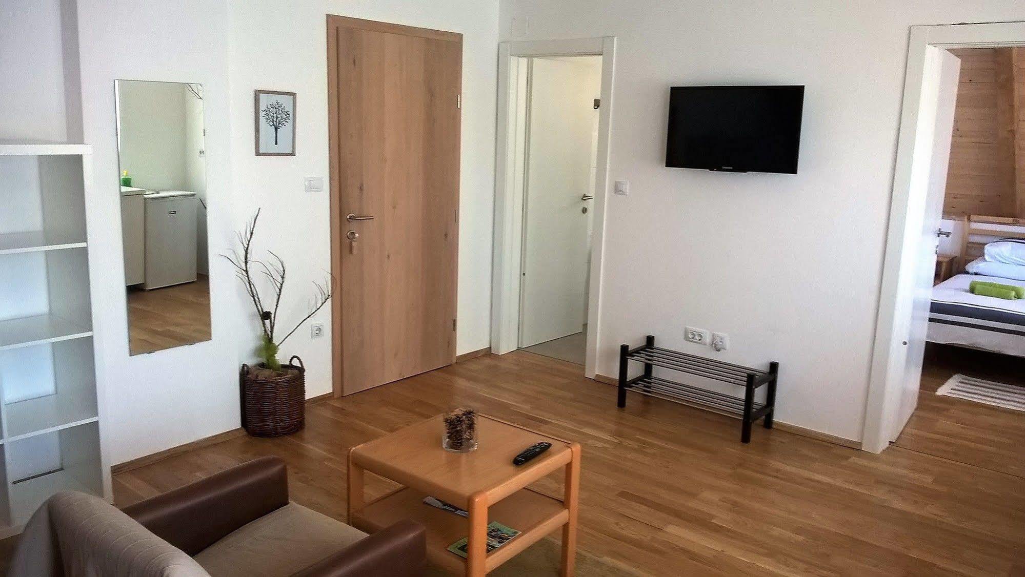 Guesthouse Bor Plitvice Lakes Плитвицкие озёра Экстерьер фото